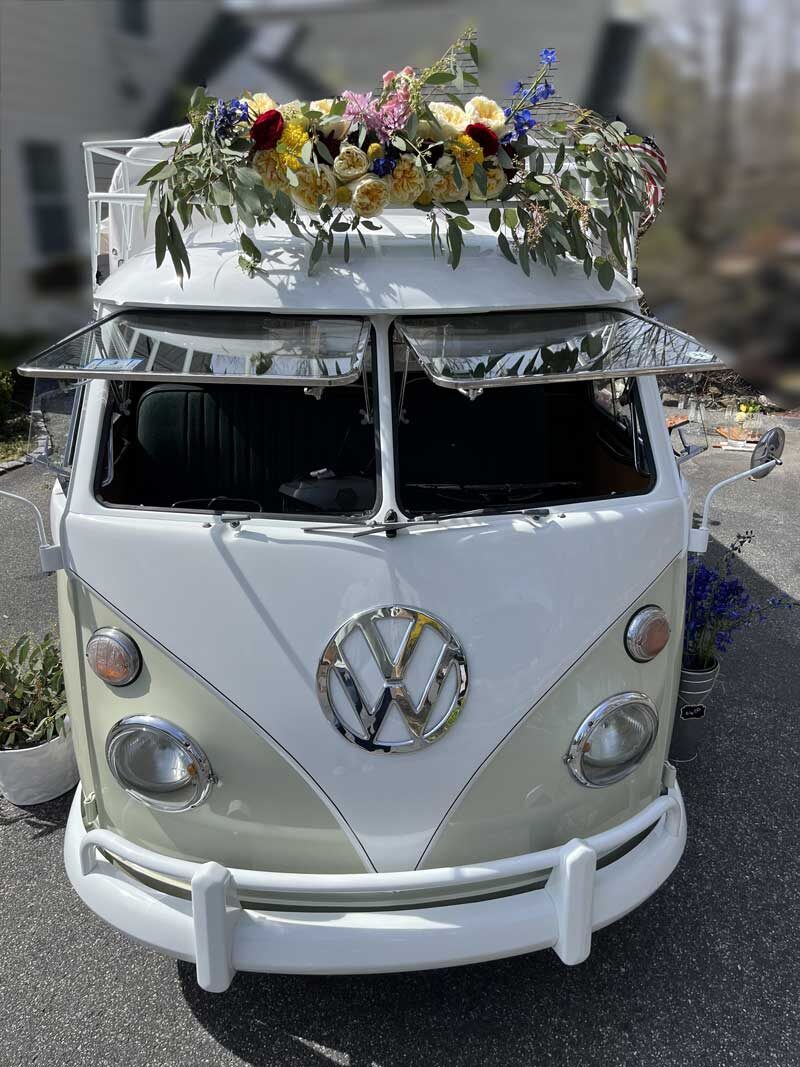 | Serafina Flower Truck